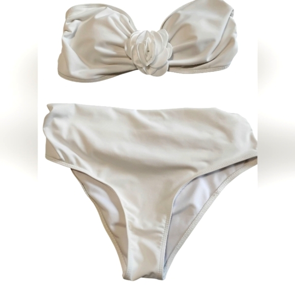 SHENHE | Women's 2 Piece Strapless Ruched High Waisted Bandeau Bikini | Medium - Picture 4 of 13